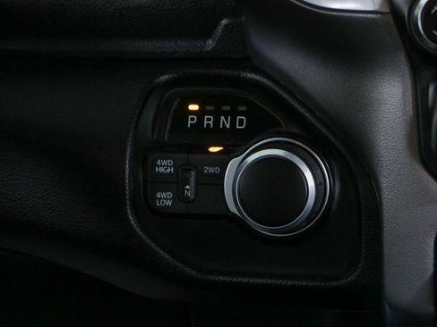 Used 2024 RAM 2500 Big Horn AWD/4WD image 22