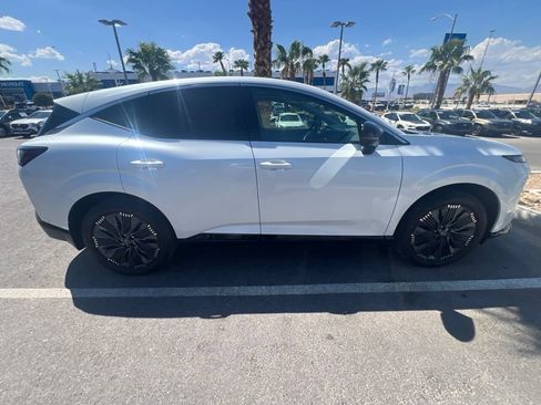 Used 2025 Nissan Murano Platinum w/ Cargo Package AWD/4WD image 8