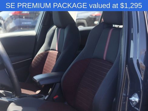 Used 2024 Toyota Corolla SE w/ SE Premium Package FWD image 4