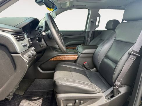 Used 2017 Chevrolet Tahoe Premier AWD/4WD image 9