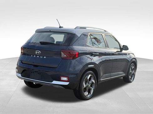 Used 2023 Hyundai Venue Limited FWD image 23