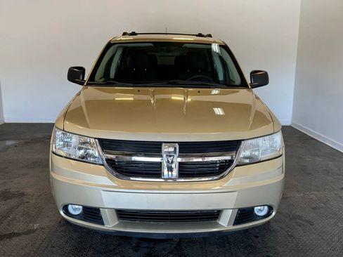 Used 2010 Dodge Journey SE w/ Popular Equipment Group FWD image 2