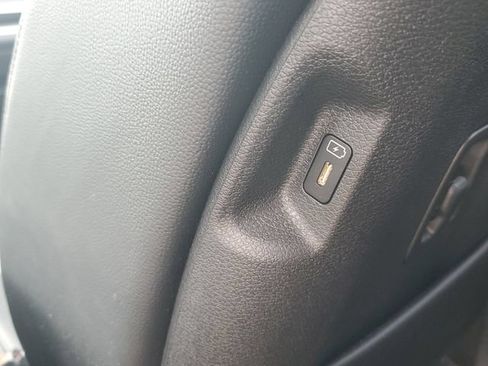 Certified 2024 Kia Sportage EX FWD image 12