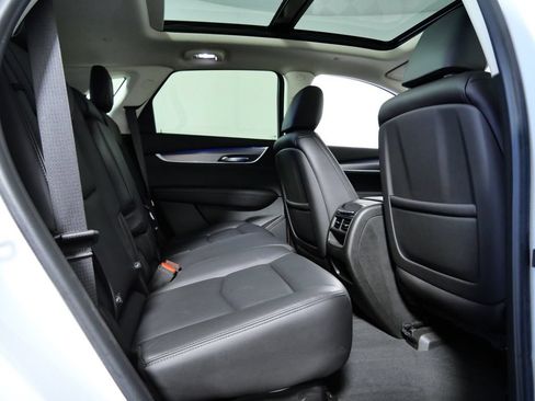 Used 2019 Cadillac XT5 Premium Luxury AWD/4WD image 12