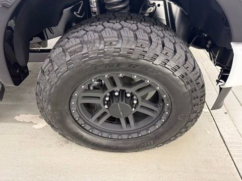 New 2025 Ford F250 Lariat w/ Lariat Ultimate Package image 6