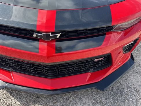 Used 2016 Chevrolet Camaro SS image 5