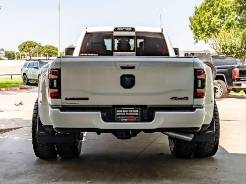 Used 2024 RAM 3500 Laramie w/ Night Edition AWD/4WD image 6
