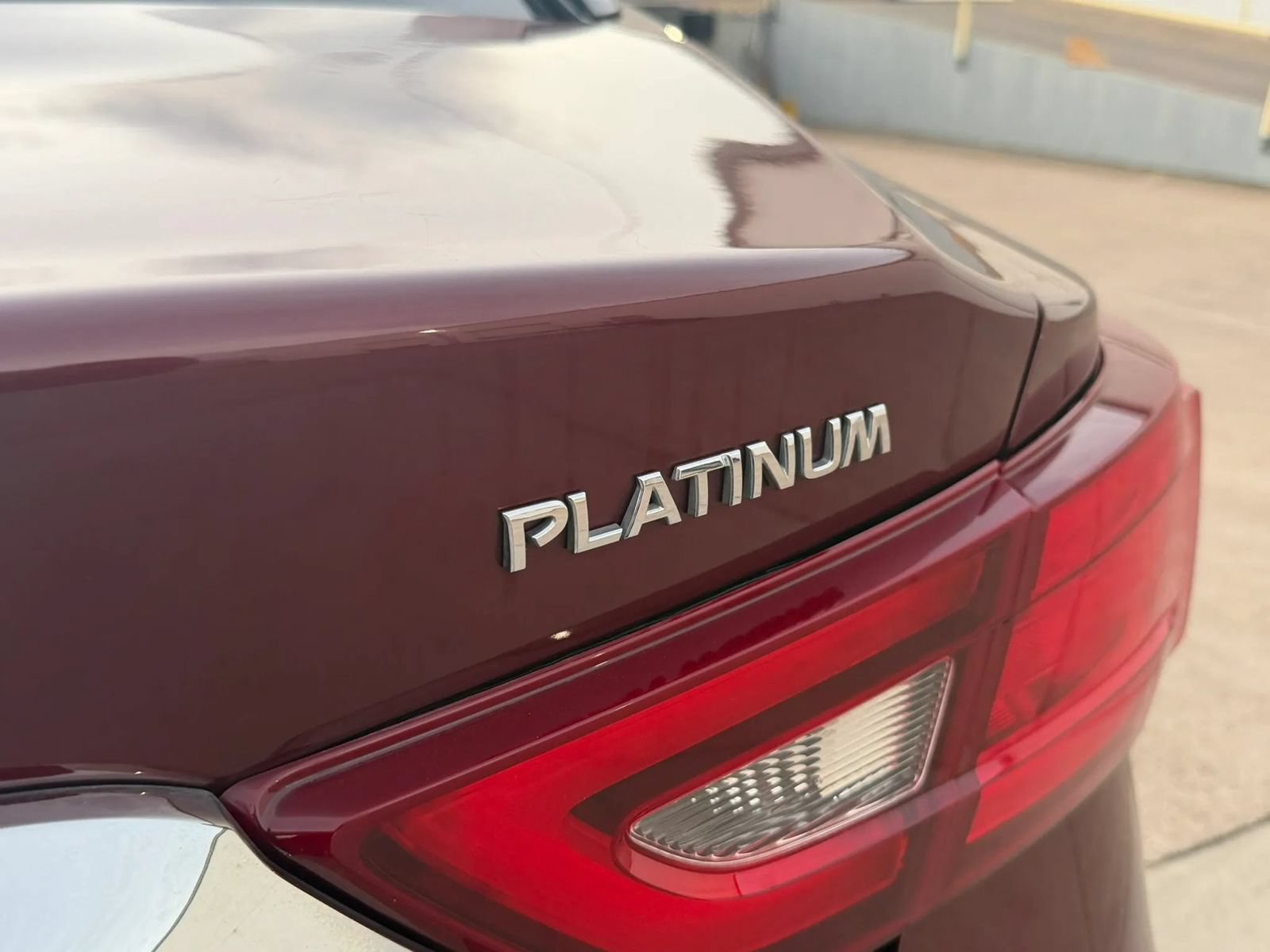 Used 2017 Nissan Maxima Platinum FWD image 38