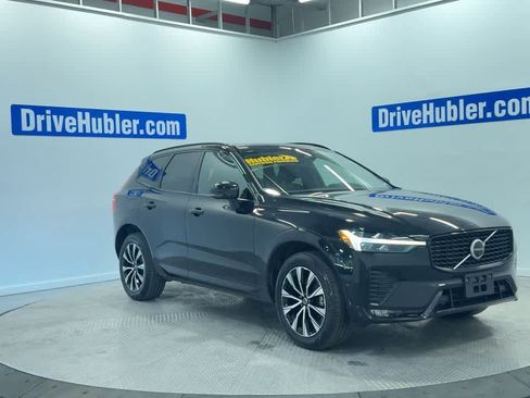 Used 2023 Volvo XC60 B5 Plus image 5