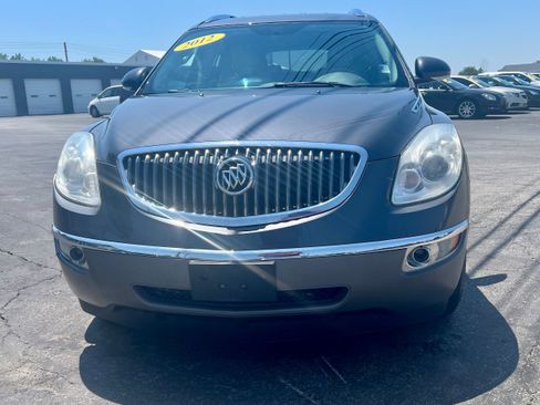Used 2012 Buick Enclave Leather FWD image 2