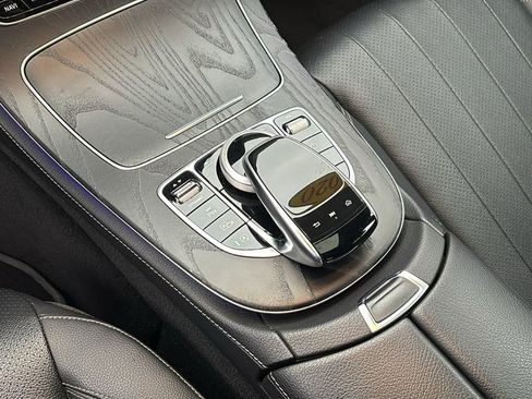 Used 2020 Mercedes-Benz E 350 4MATIC Sedan image 21