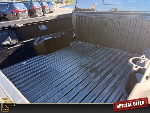 Used 2024 Toyota Tacoma 4x4 Double Cab image 27