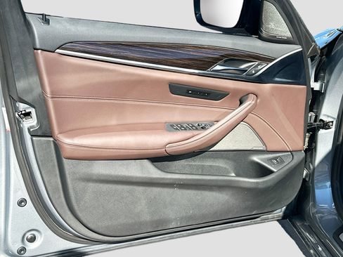 Certified 2023 BMW 540i w/ Premium Package image 22