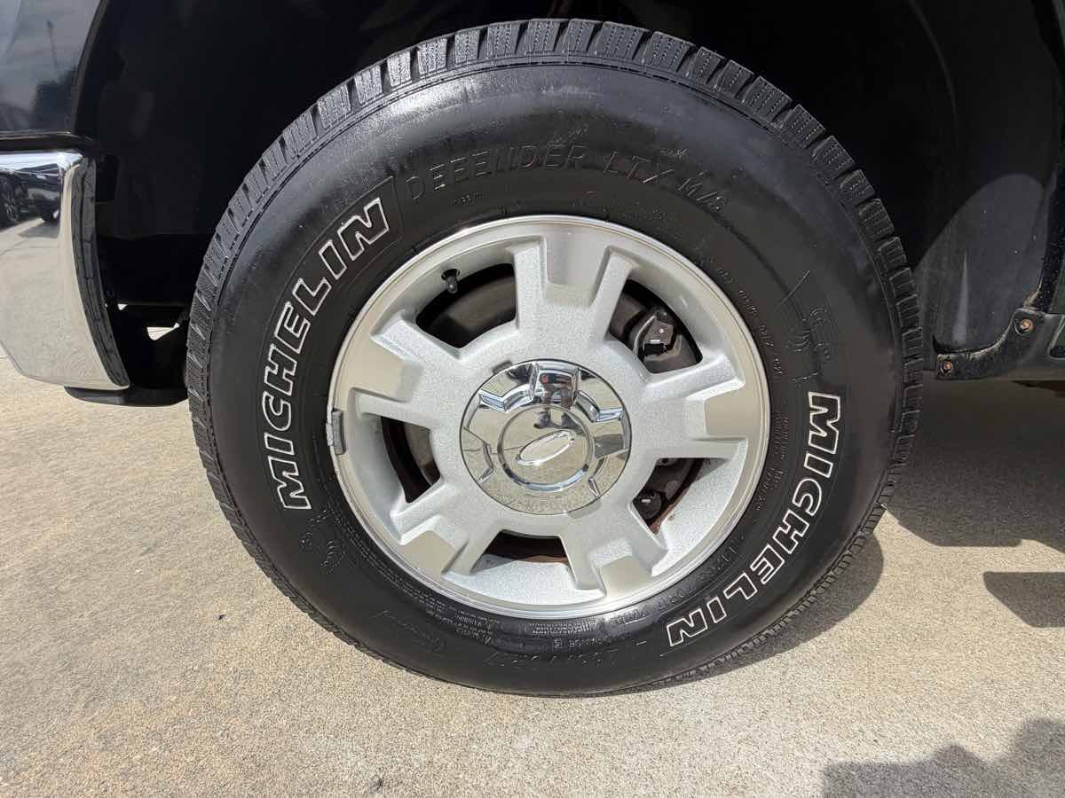 Used 2011 Ford F150 XLT w/ XLT Convenience Pkg AWD/4WD image 30