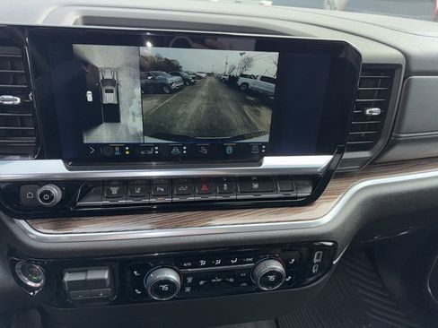 Used 2025 Chevrolet Silverado 3500 LT w/ Safety Package image 17