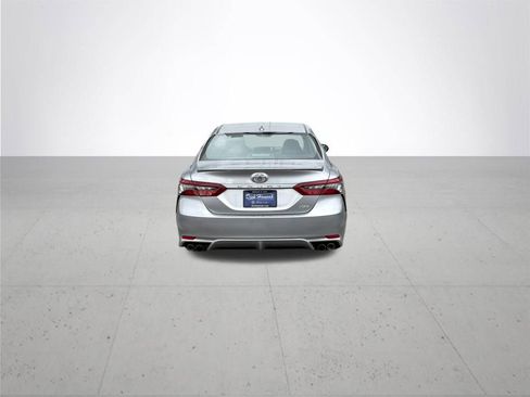 Used 2024 Toyota Camry XSE image 6