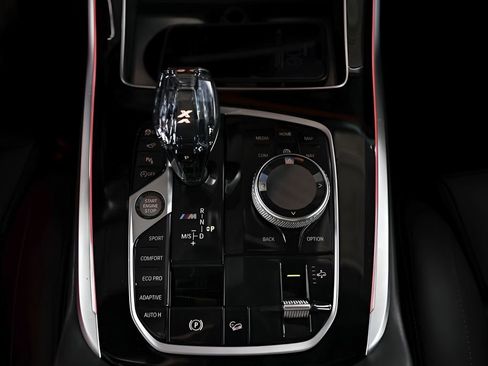 Used 2021 BMW X7 M50i image 50