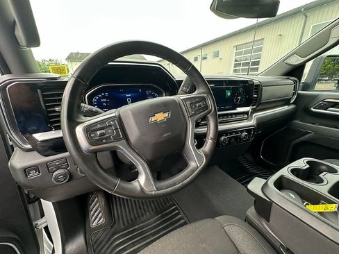 Used 2026 Chevrolet Silverado 2500 LT AWD/4WD image 19