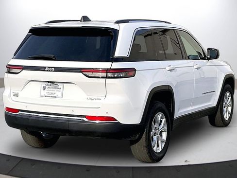 Certified 2023 Jeep Grand Cherokee Limited image 9