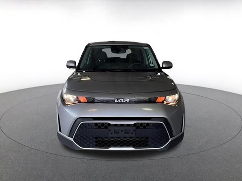 Used 2025 Kia Soul LX w/ LX Technology Package FWD image 5