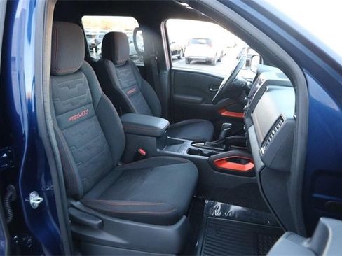 Certified 2022 Nissan Frontier PRO-4X image 25