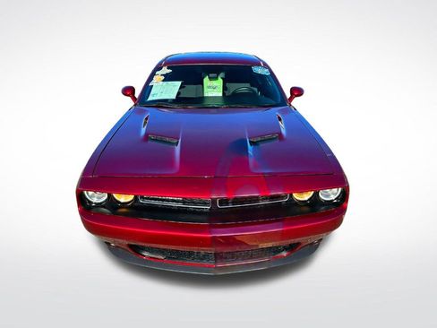 Used 2017 Dodge Challenger SXT image 46