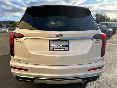 Used 2024 Cadillac XT6 Luxury w/ LPO, Floor Liner Package AWD/4WD image 7