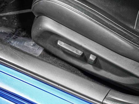 Used 2018 Honda Civic EX-L image 23