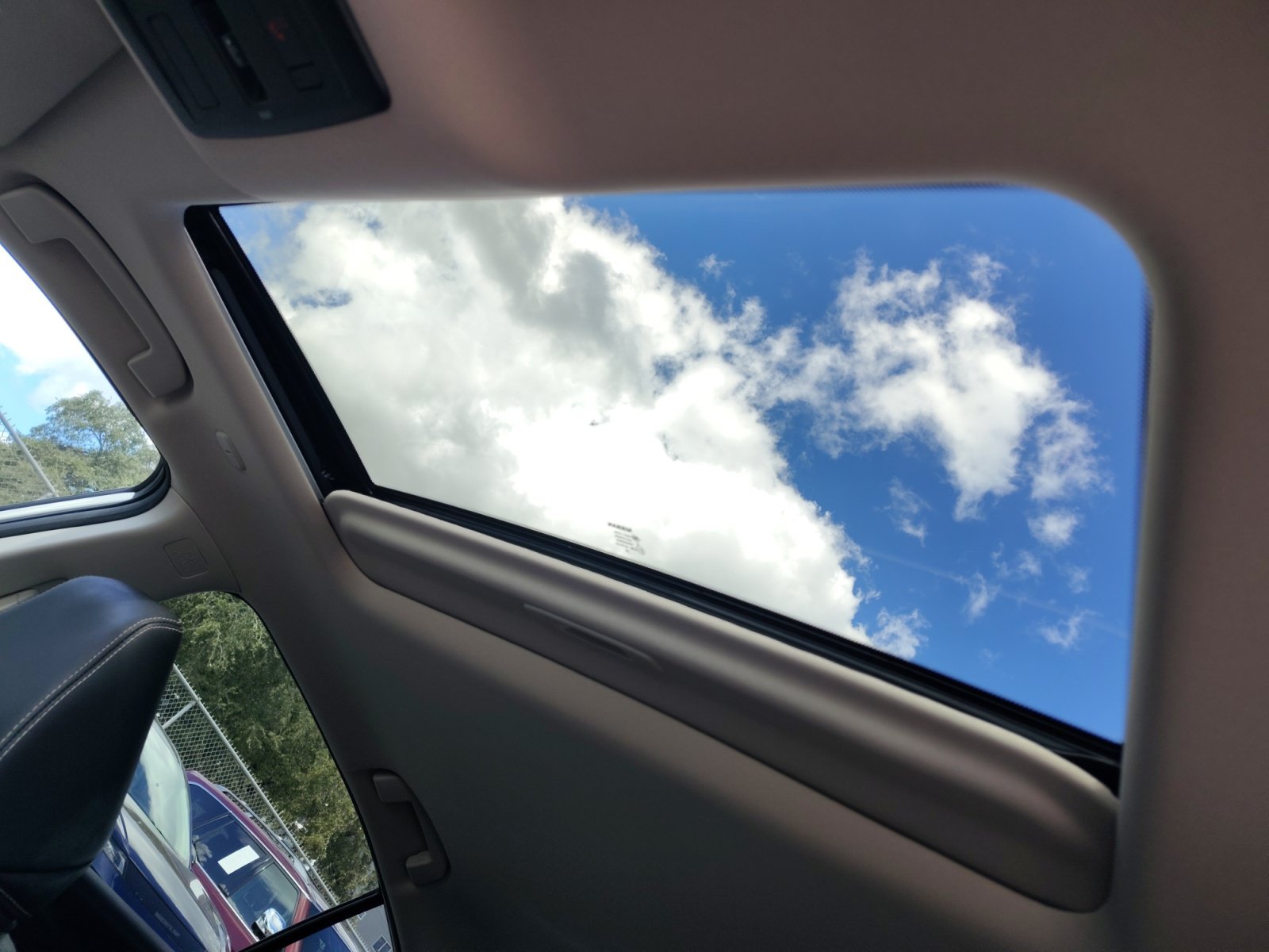 Used 2019 Nissan Altima 2.0 Platinum FWD image 20
