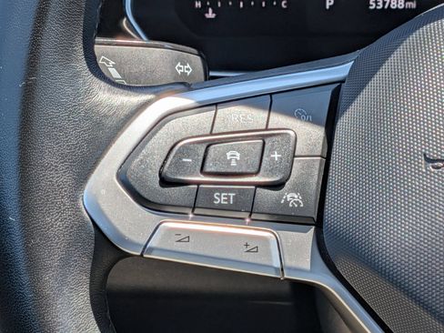 Used 2024 Volkswagen Jetta SE FWD image 19