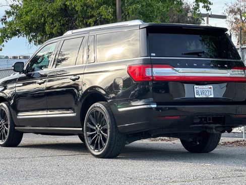 Used 2019 Lincoln Navigator L Select image 6