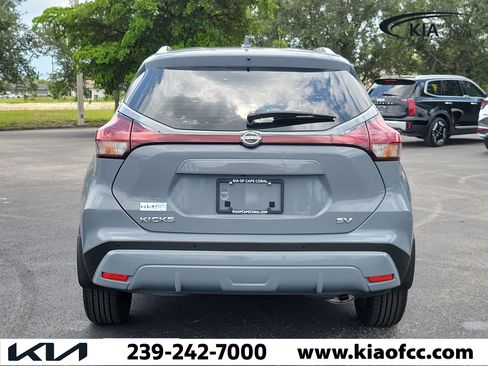 Used 2022 Nissan Kicks SV FWD image 5