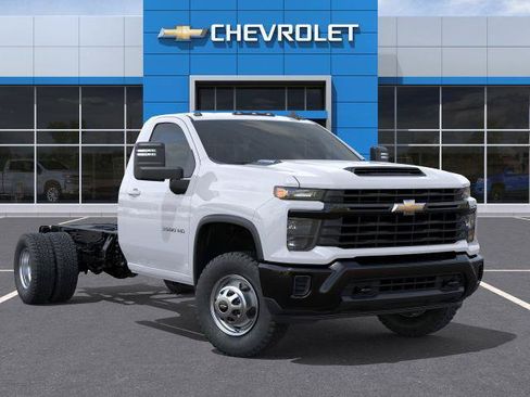 New 2026 Chevrolet Silverado 3500 W/T w/ WT Convenience Package RWD image 31