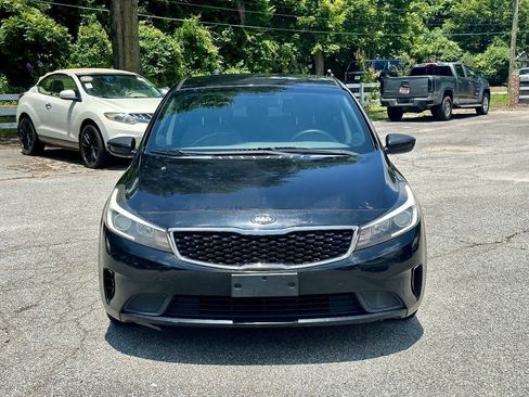 Used 2017 Kia Forte LX FWD image 2