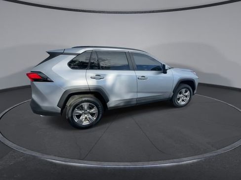 Used 2022 Toyota RAV4 XLE image 15