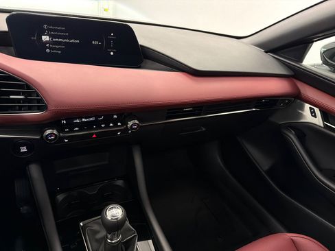 New 2026 MAZDA MAZDA3 2.5 S Hatchback w/ Premium Pkg FWD image 24