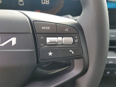 New 2026 Kia K4 LX image 12