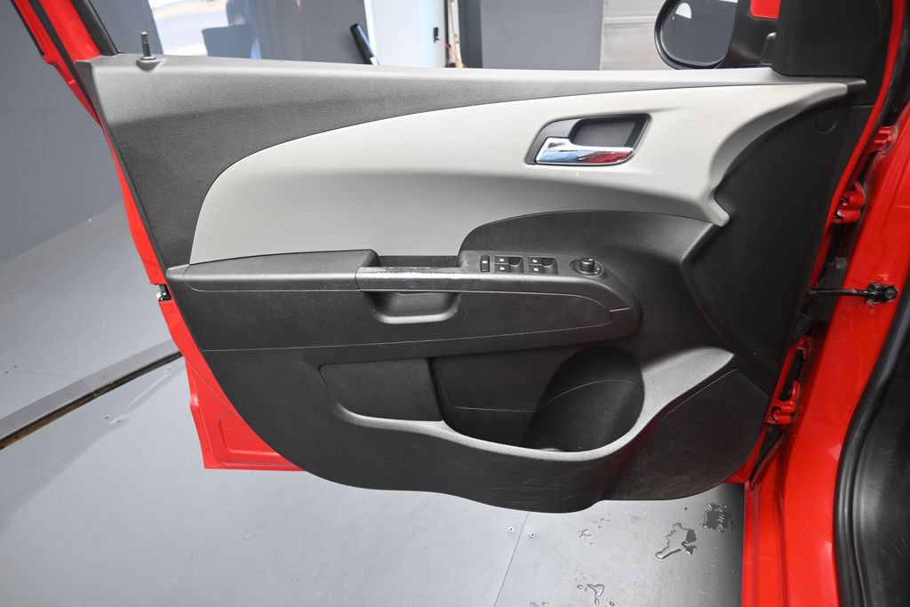 Used 2013 Chevrolet Sonic LT FWD image 20