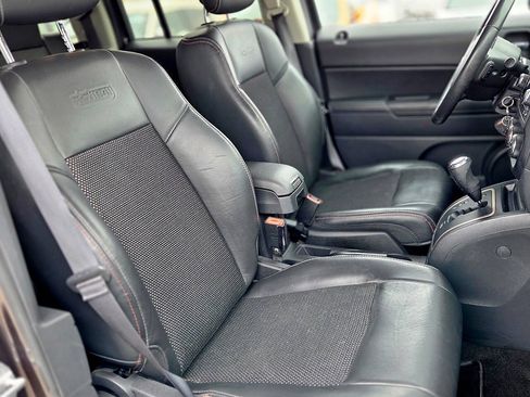 Used 2016 Jeep Patriot 75th Anniversary w/ Power Value Group FWD image 17