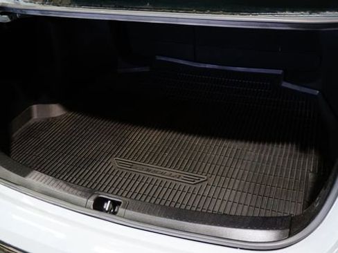 Used 2022 Toyota Corolla SE FWD image 23