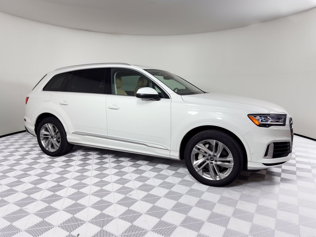 Used 2021 Audi Q7 2.0T Premium w/ Convenience Package AWD/4WD image 8