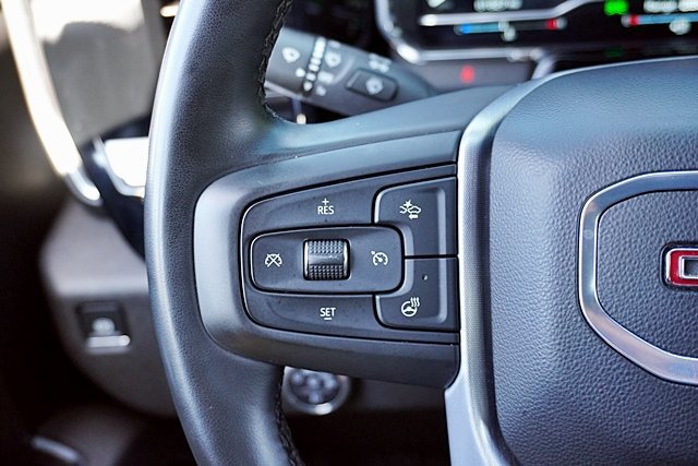 Used 2025 GMC Sierra 1500 SLT AWD/4WD image 50
