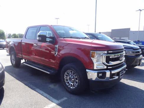 Used 2021 Ford F250 XLT w/ XLT Premium Package AWD/4WD image 3