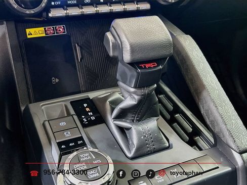 Used 2026 Toyota Tacoma SR5 AWD/4WD image 15