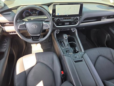Used 2026 Toyota Grand Highlander AWD Hybrid image 6