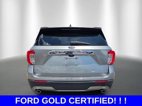 Certified 2022 Ford Explorer Limited w/ Equipment Group 301A RWD image 4