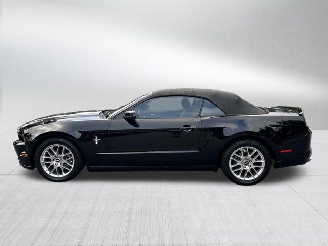 Used 2013 Ford Mustang Premium RWD image 9