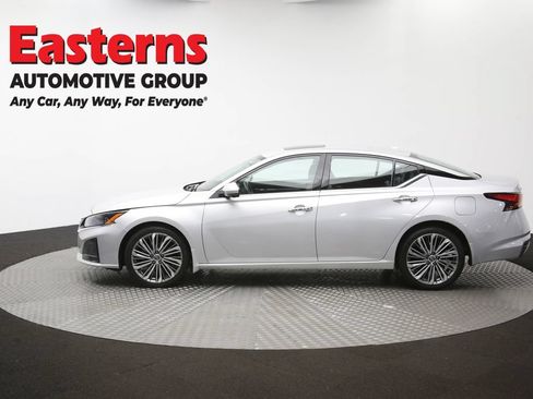 Used 2023 Nissan Altima 2.5 SL FWD image 62