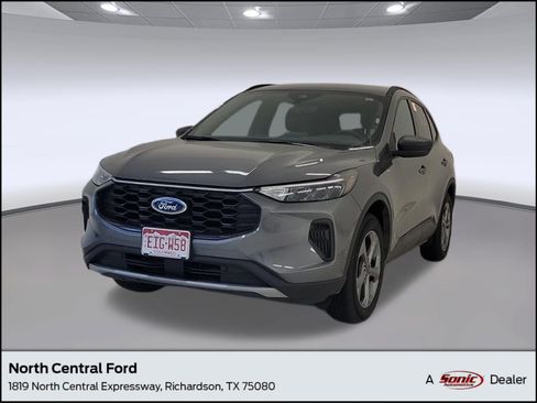 Used 2025 Ford Escape ST-Line AWD/4WD image 1