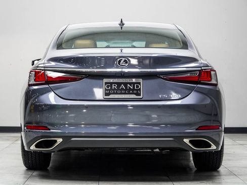 Used 2025 Lexus ES 350 w/ Premium Package FWD image 11